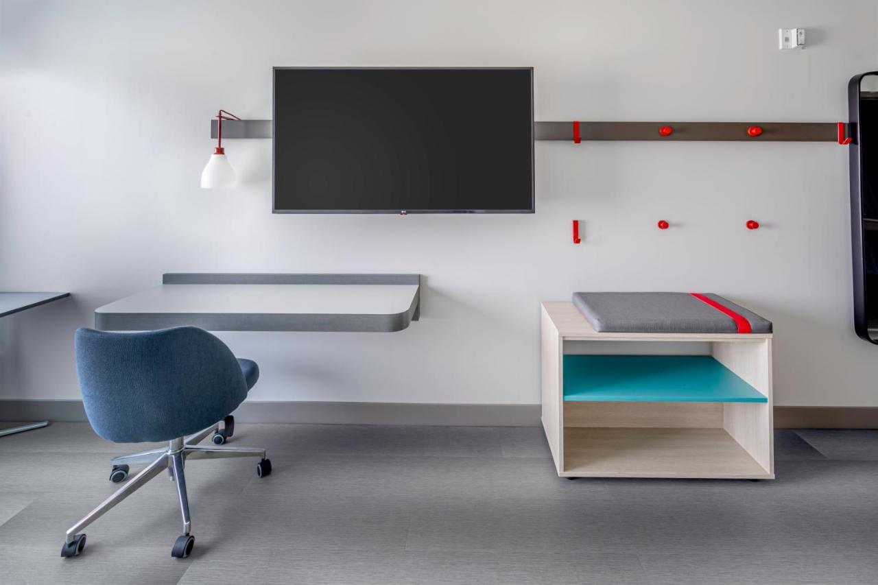 Avid Hotels Milwaukee West - Waukesha By Ihg Pewaukee Εξωτερικό φωτογραφία