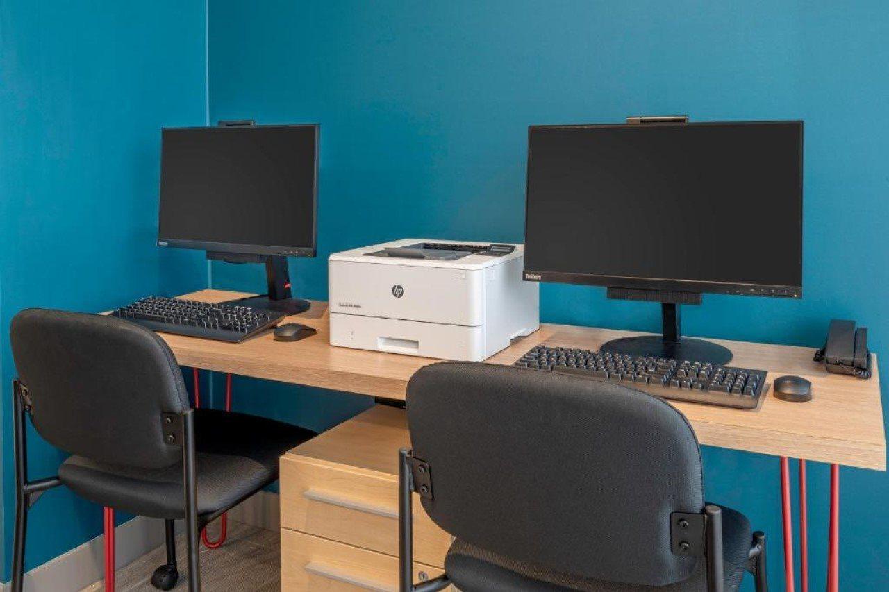 Avid Hotels Milwaukee West - Waukesha By Ihg Pewaukee Εξωτερικό φωτογραφία